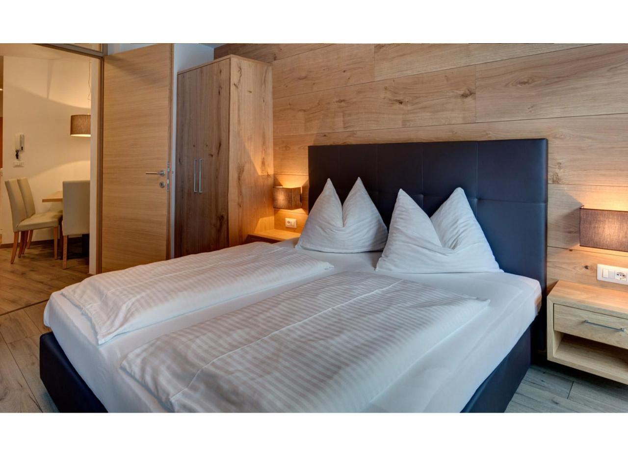 Deluxe Two-Bedroom Apartment